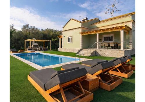 Luxury Villa Kokos-Private Pool in a Serene Natural Private Estate