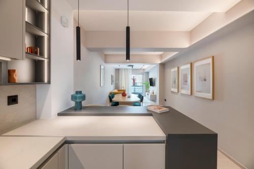 Athens Sunlight Residence 2BR Elinoroson by UPSTREET