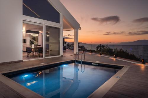 Meltemi Villa Private Luxury Retreat with Pool & Jacuzzi in Zakynthos by Villa Mana Gers