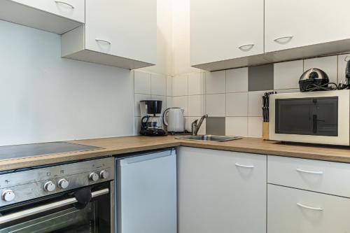 Chic & Cozy 2BR Stay Near U6 Schöpfwerk Station