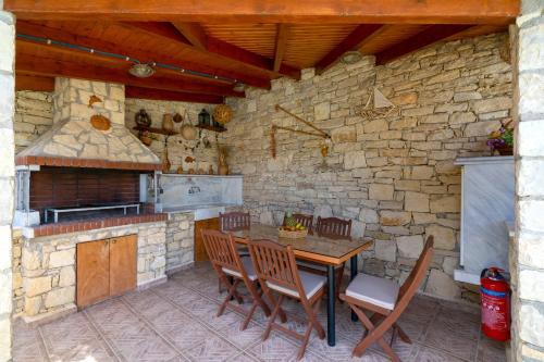 Villa Pantelis with private pool