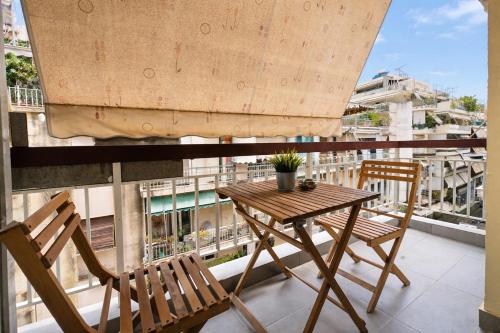 J&N Exclusive living by ΜΡS
