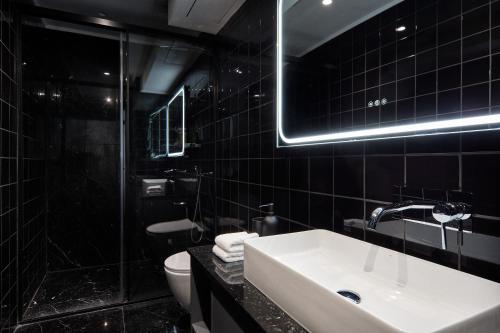 In the Heart of Athens 150m from Monastiraki Metro Station by Lumen Living