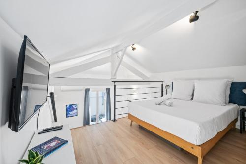 Stunning Duplex with Terrace – Port of Nice / AC