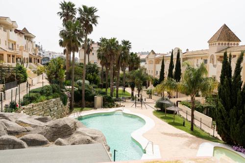 Luxury house with Swimming Pool, Garage and WIFI