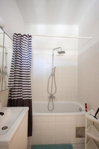 Bright Apartment near Naschmarkt & City Center