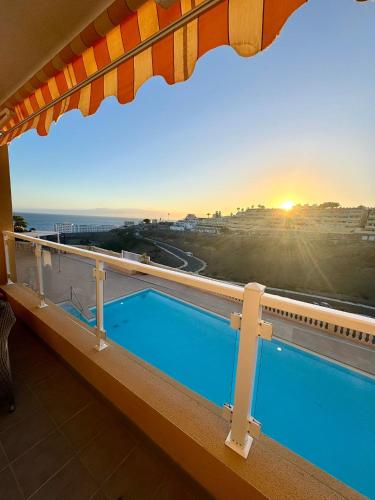 Apartment with view, wifi and pool in Arguineguin