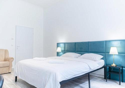 Central Vienna, 3BR Apartment with WIFI & TV