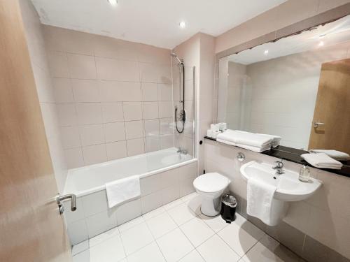 Harbour Front Apartment with free parking photo 21