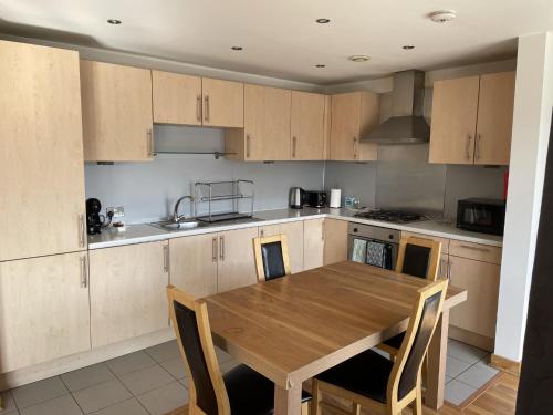 Harbour Front Apartment with free parking photo 6