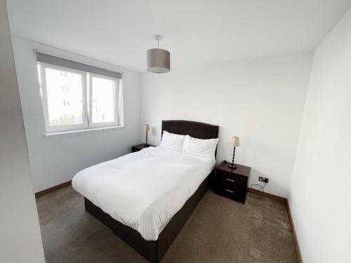 Harbour Front Apartment with free parking photo 14