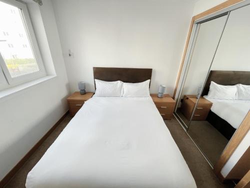 Harbour Front Apartment with free parking photo 12