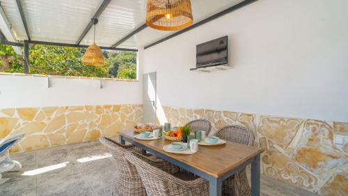 Villa Alonso Linares Nerja by Ruralidays