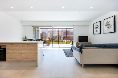 Novo T2 com piscina -burgau