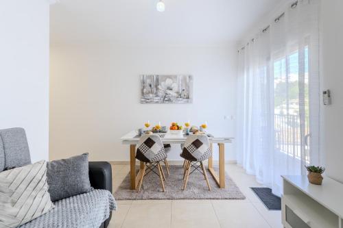 #368 T2 Apartment Sea View & Terrace Albufeira