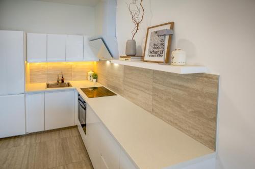 Nox Modern Jacuzzi&Terrace Apartment - near beach Znjan