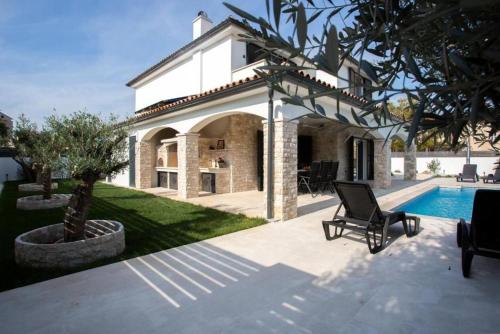 Villa Kata Pula