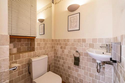 8 SAISSY - 2 bedroom apartment rooftop terrace 10 min Palais