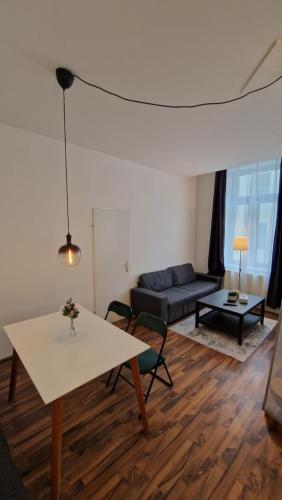 Drew's Shelter - Apartments to feel like home