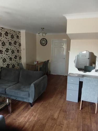 2 bed house in York photo 11