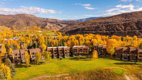 Villas at Snowmass CLub photo 2