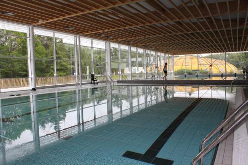 The swimming pool at or close to Gites d'Illfurth