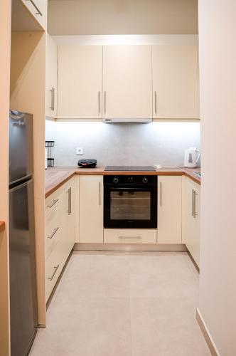 HeKo Collection Modern stay near Marina Zeas