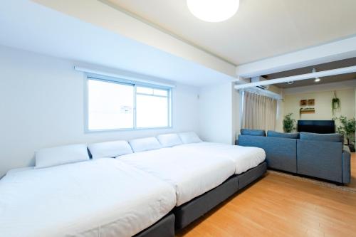 Tasone Stay OSAKA SG203