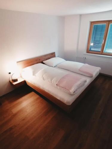 Moderne Wohnung im Grünen