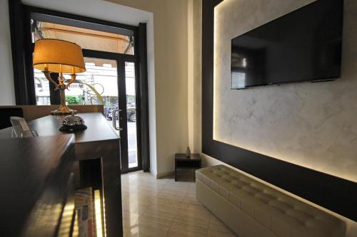 Hotel Charter