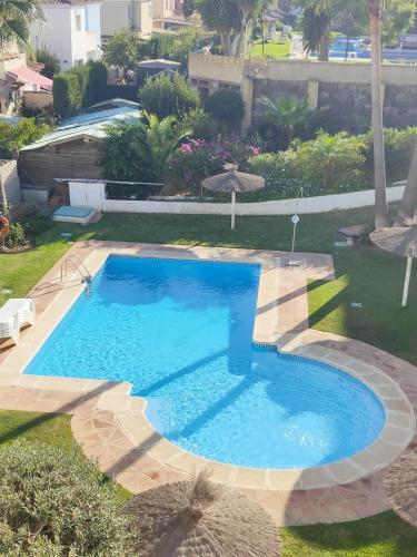 2-bedroom designer apartment with seaviews