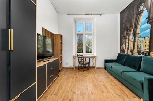 Mazowiecka Comfort Studio by BookingHost