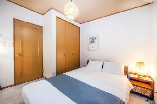 Good access to Haneda Airport, 7 mins walk from the station, Maximum 8 ppl