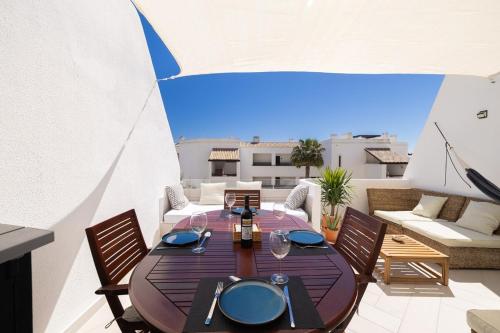 Magnolia Sea View, Dream Terrace, Pool, Beach Front