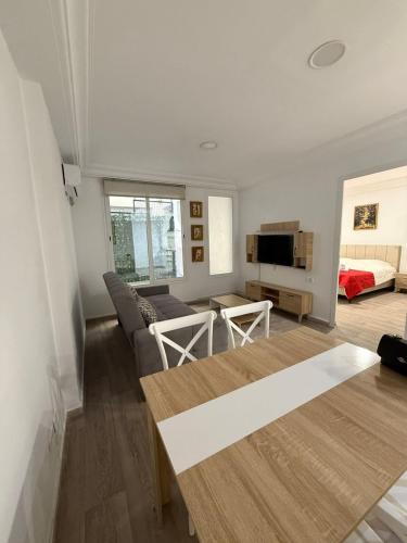 Florella Business City Center, Appartement Equipé