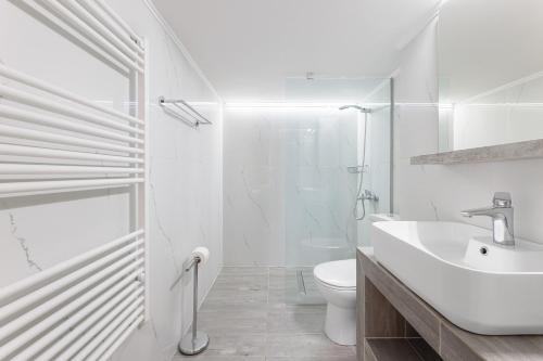 Lumiere, Spacious 3BD, City Center