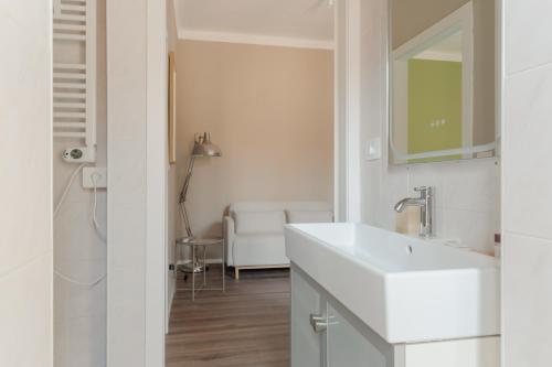 GuestHost - Comfy Apartment X3 Milano Brenta MM3