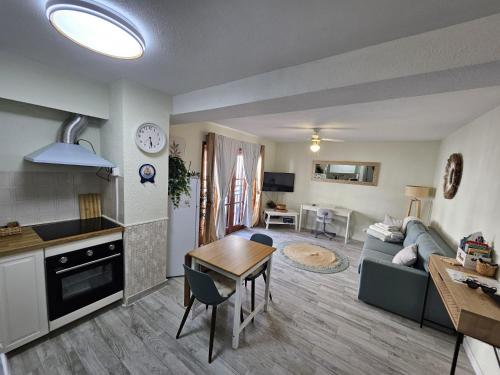Los Cristianos - Port Royale 285 Pool Access