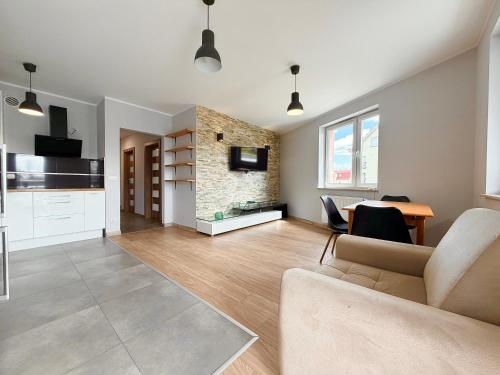 Muchobór Wielki Spacious Apartment by BookingHost