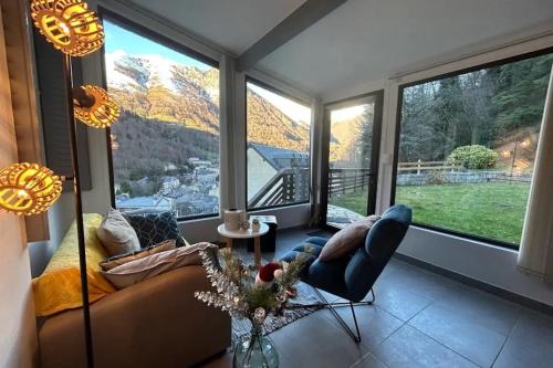 Le jardin privatif de Pauze Cauterets wifi et parking gratuits Vue panoramique