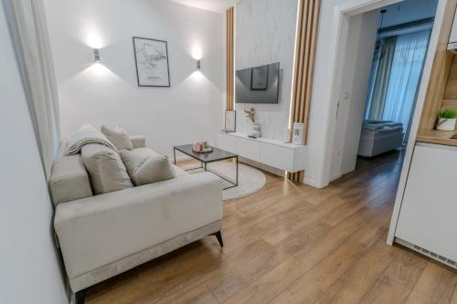 Foto Mona Luxury Apartments - Free Garage Parking 1