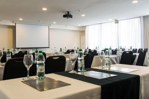 Zona business o sala conferenze di After Hotel Montevideo