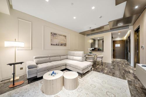 FIRST CLASS 1BR Marina View Sea & Ain Dubai
