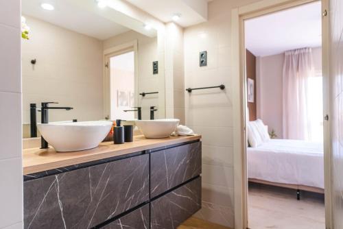 Villa 11 by Lirios Village Marbella - Fantastic Location, Private Pool, Ping Pong table & more