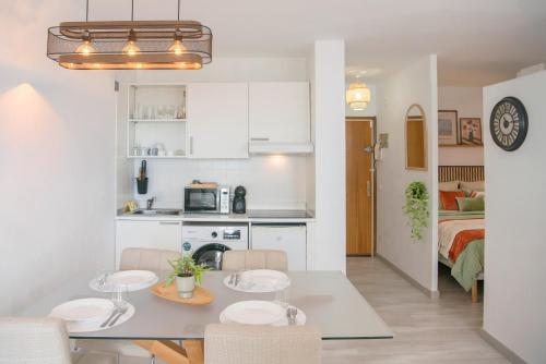 WELCS ESTUDIO 488 EMP con vista al mar
