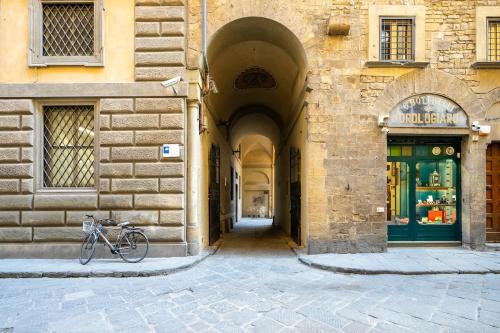 PiazzaPazzi House - Heart of Duomo By Hotea