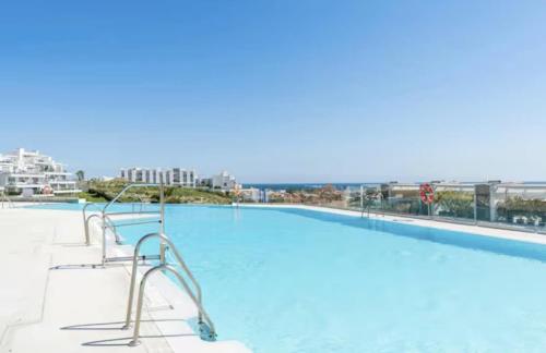 2BR Duplex Penthouse with spectacular views!