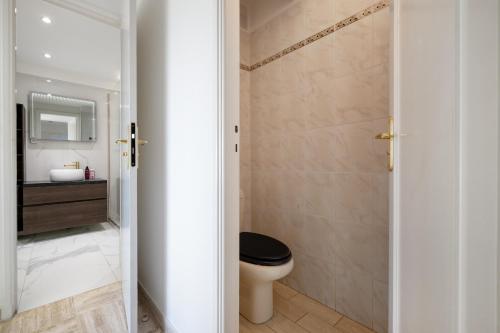 PWS - Beautiful terrace near Martinez and beaches