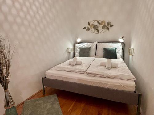 2BR Stylish Modern City Apartment - 15 minutes to Viennas city center