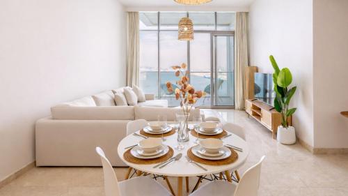 Anwa Maritime City- Luxury Apartments